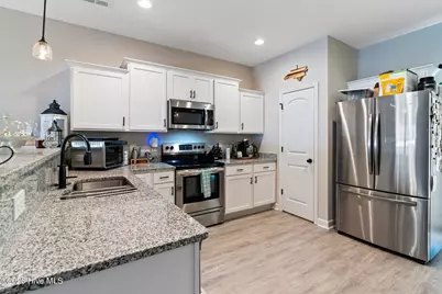68 Catalina Circle, Swansboro, NC 28584 - Photo 13