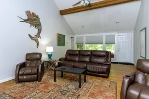 227 Colonial Beach Rd, Jarvisburg, NC 27947 - Photo 3