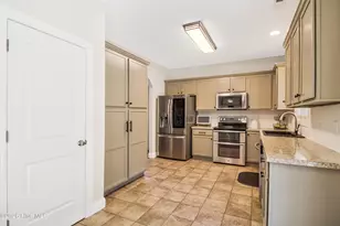 317 Exmoor Dr, Jacksonville, NC 28540 - Photo 11