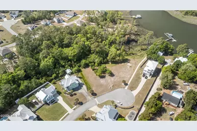 111 Key West Lane, Newport, NC 28570 - Photo 9