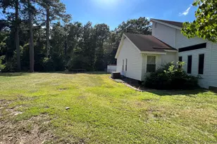 12040 McCormick Dr, Maxton, NC 28364 - Photo 15