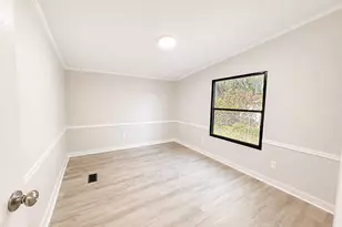 224 Suburban St SW, Shallotte, NC 28470 - Photo 7