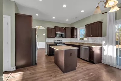 109 Rosegarten Court, New Bern, NC 28562 - Photo 9
