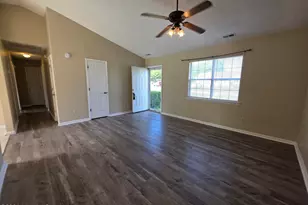 206 S Ginger Dr, Hubert, NC 28539 - Photo 3
