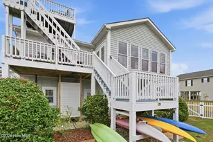 118 Crab St, Holden Beach, NC 28462 - Photo 3