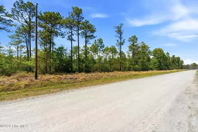 978 W Boiling Spring Road, Southport, NC 28461 - Photo 1