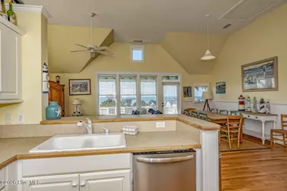 905 Bramble Reach # B, Bald Head Island, NC 28461 - Photo 23