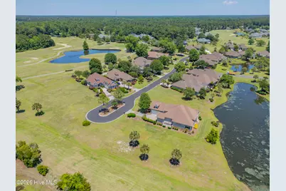 7065 Bloomsbury Court SW, Ocean Isle Beach, NC 28469 - Photo 9
