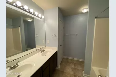 419 Caldwell Loop, Jacksonville, NC 28546 - Photo 9