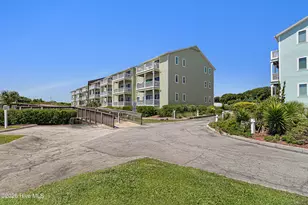 9201 Coast Guard Rd, Emerald Isle, NC 28594 - Photo 31
