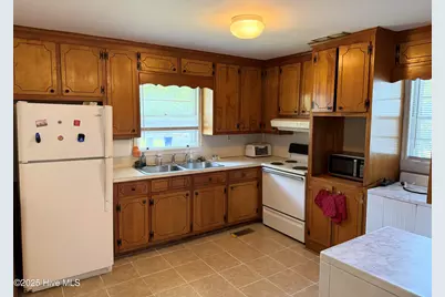 2703 Jackson Drive, Greenville, NC 27858 - Photo 13