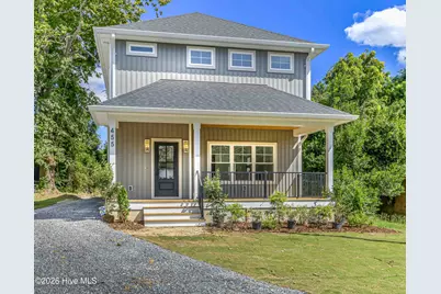 455 W New Hampshire Avenue, Southern Pines, NC 28387 - Photo 1