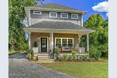 455 W New Hampshire Avenue, Southern Pines, NC 28387 - Photo 1