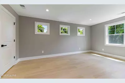 455 W New Hampshire Avenue, Southern Pines, NC 28387 - Photo 13