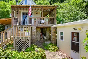 390 Aquone Rd, Andrews, NC 28901 - Photo 3