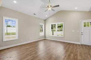 507 E Harnett St, Dunn, NC 28334 - Photo 7