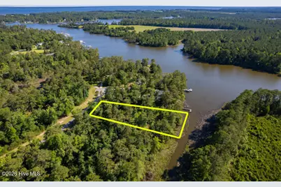 110 Queen Annes Court, Oriental, NC 28571 - Photo 1
