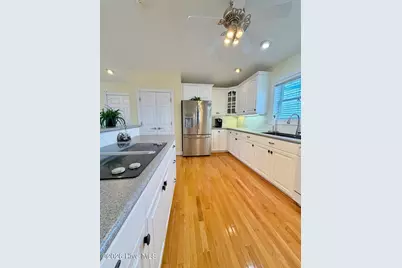 8526 Ocean View Drive, Emerald Isle, NC 28594 - Photo 17