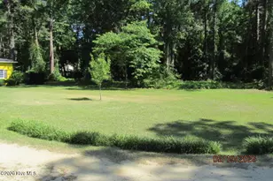 584 N 3rd St, Saint Pauls, NC 28384 - Photo 3