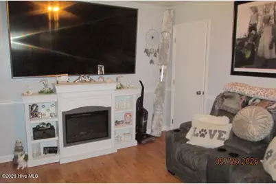 584 N 3rd Street, Saint Pauls, NC 28384 - Photo 13