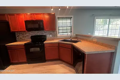 104 Republic Court, Jacksonville, NC 28540 - Photo 7