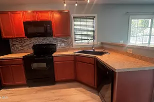 104 Republic Ct, Jacksonville, NC 28540 - Photo 7