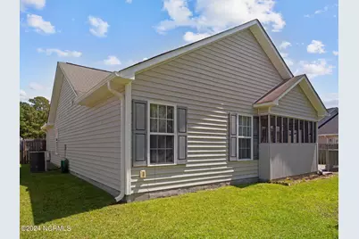 204 Jasmine Lane, Jacksonville, NC 28546 - Photo 5