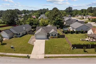 204 Jasmine Lane, Jacksonville, NC 28546 - Photo 17