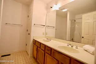 33 Shadow Ln, Whispering Pines, NC 28327 - Photo 21