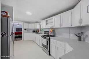 1223 Arvida Spur Rd, Rocky Point, NC 28457 - Photo 33