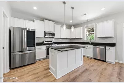 904 Stagecoach Drive, Jacksonville, NC 28546 - Photo 11