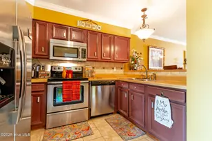 310 Lake Place Condo Dr, White Lake, NC 28337 - Photo 5