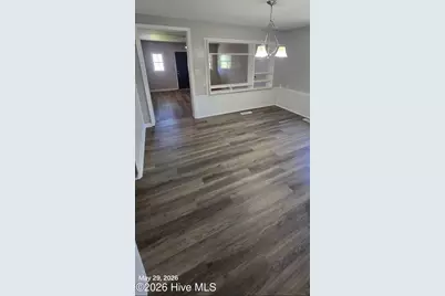 302 Pete Jones Drive, Richlands, NC 28574 - Photo 5