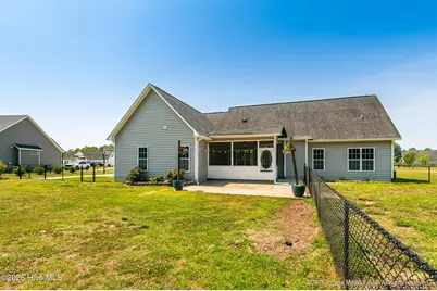 1227 Grayleigh Drive, Ayden, NC 28513 - Photo 7