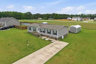 203 Magnolia Dr, Stella, NC 28582 - Photo 39