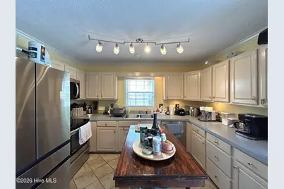 204 Hudson Lane, Jacksonville, NC 28540 - Photo 9
