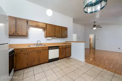 2013 Ridge Road, New Bern, NC 28560 - Photo 15