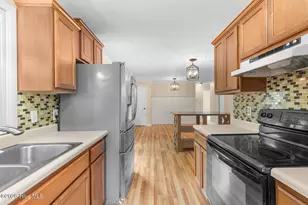 302 Cardinal Rd, Jacksonville, NC 28546 - Photo 11