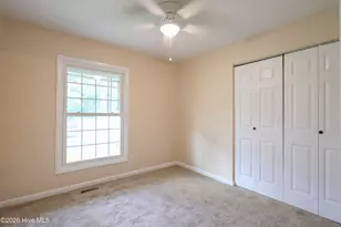 302 Cardinal Rd, Jacksonville, NC 28546 - Photo 17