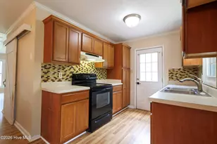 302 Cardinal Rd, Jacksonville, NC 28546 - Photo 9