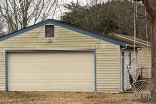 2008 Thompson Dr, Newport, NC 28570 - Photo 17