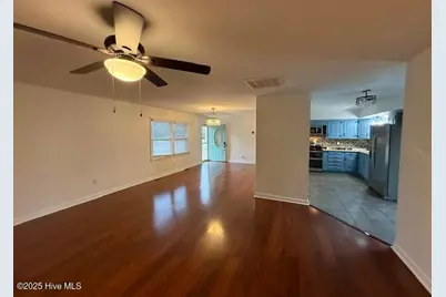 2008 Thompson Drive, Newport, NC 28570 - Photo 3