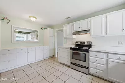 913 Colony Drive, New Bern, NC 28562 - Photo 17
