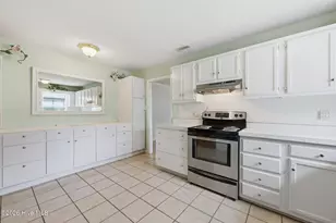 913 Colony Dr, New Bern, NC 28562 - Photo 17