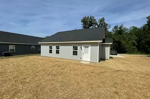 633 Clary St, Thomson, GA 30824 - Photo 3