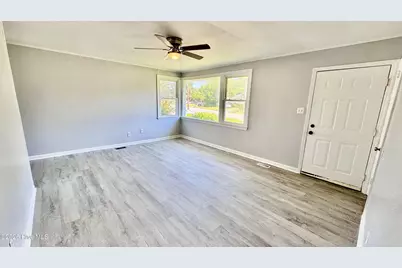 425 New River Drive, Jacksonville, NC 28540 - Photo 3