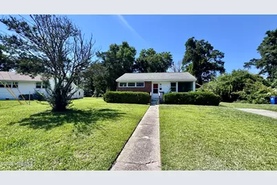 425 New River Drive, Jacksonville, NC 28540 - Photo 1