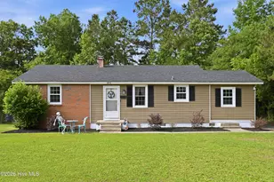 402 Clyde Dr, Jacksonville, NC 28540 - Photo 1