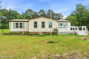138 Charles St, Hamlet, NC 28345 - Photo 3