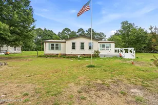 138 Charles St, Hamlet, NC 28345 - Photo 1